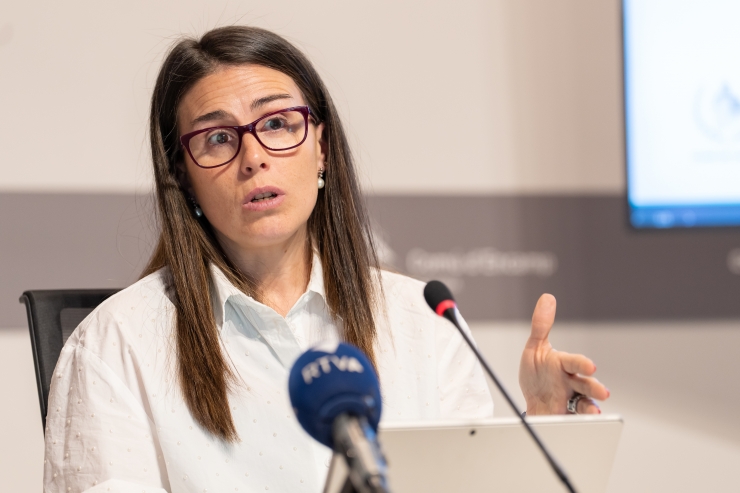 La cònsol d'Encamp, Laura Mas, en roda de premsa.